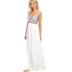 Lulus Days Of Sunlight Women Small Blue Embroidery White Maxi Lined Dress NWT